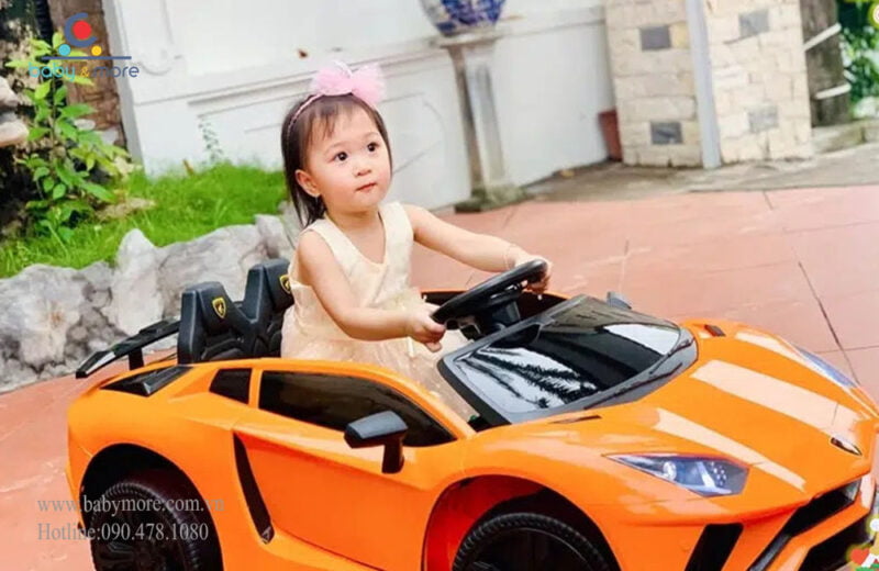 Ô tô điện trẻ em siêu xe Lamborghini LT998
