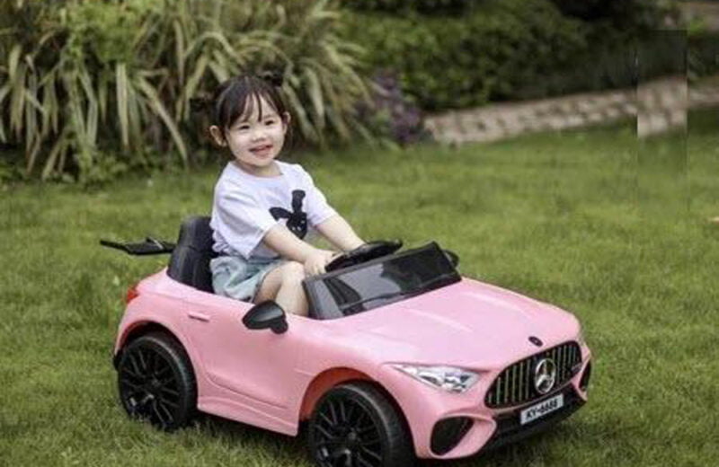 Ô tô điện trẻ em Mercedes Benz 6688