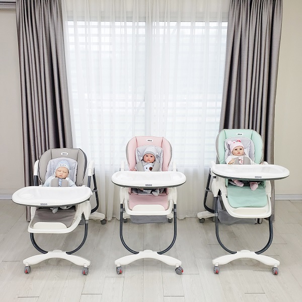 Ghế ăn dặm Umoo U04 UM05101 ( sơ sinh tới 4 tuổi)