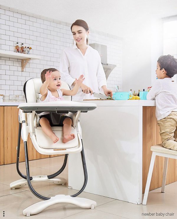 Ghế ăn dặm Umoo U04 UM05101 ( sơ sinh tới 4 tuổi)